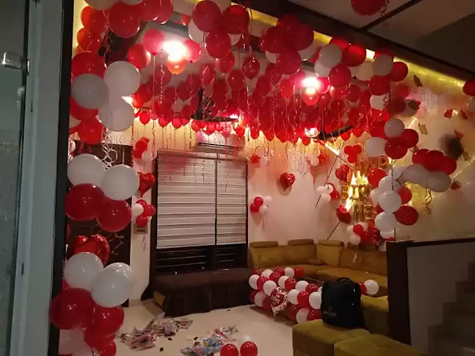 Shri Giriraj Agency Balloon Decoration & Event Planner in Agra| best balloon decoration birthday decoration near in Agra